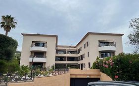 Studio Bandol 4 Couchages Centre Ville Vue Mer